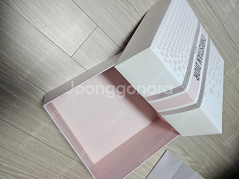 디올 쇼핑백 화이트 선물포장--2