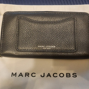 마크제이콥스 장지갑