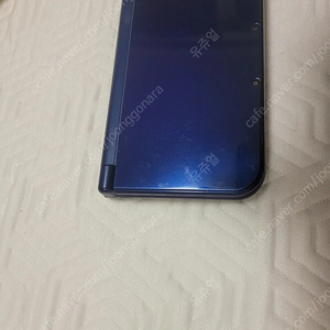 정발 뉴닌텐도3ds xl new 닌텐도 3dsxl 박스셋 팔아요. 박스번호 기계번호 일치 사가세요. 한국정발입니다. 층전기 펜 있고요 마리오팩까지