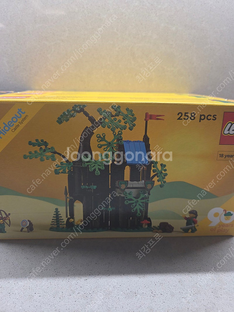 레고 40566, 40567 개당 4만원에 팝니다. 각2개씩 보유중입니다.--0