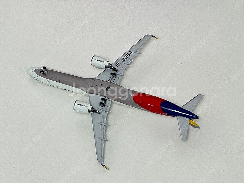 1:400 아시아나 A321neo HL8364--2