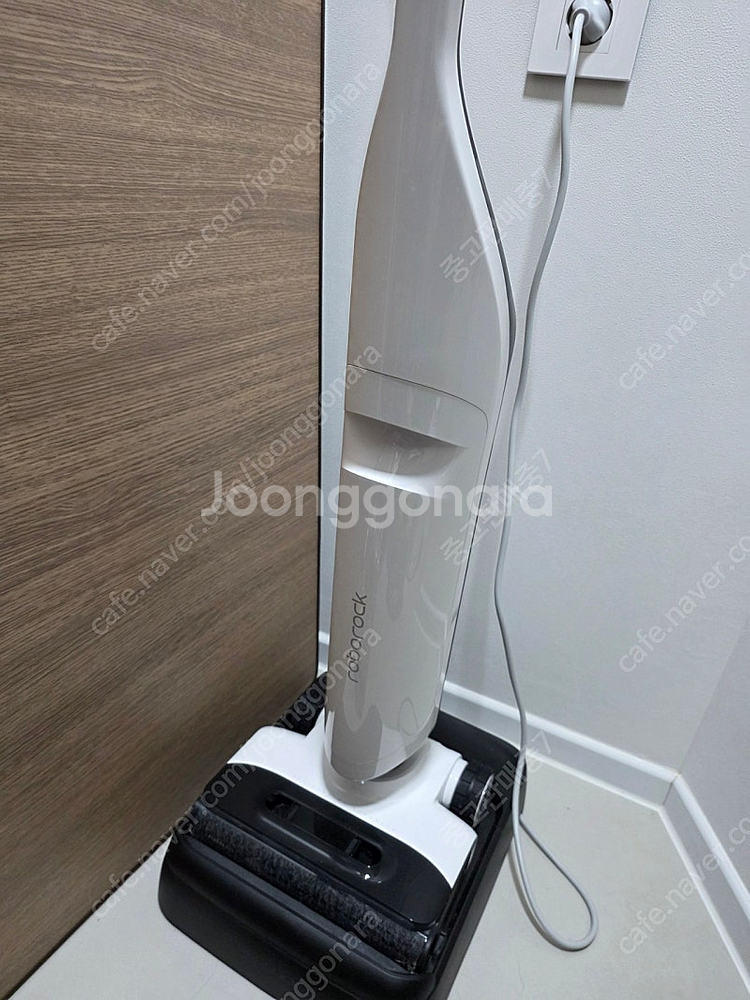 부산직거래. 로보락 플렉시 프로 습식 물걸레 청소기--0