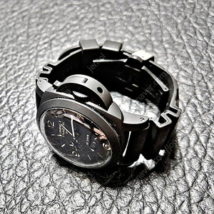 파네라이 루미노르 세라믹 10days GMT pam335 44mm