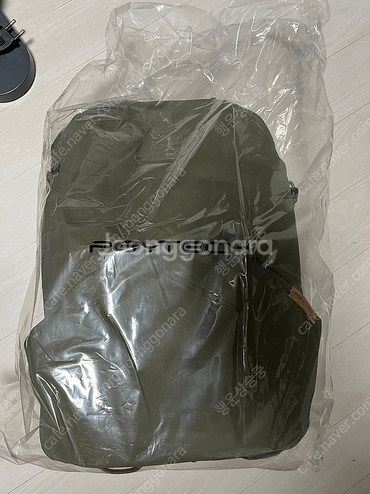 피지테크 원고 라이트 백팩 16리터--0