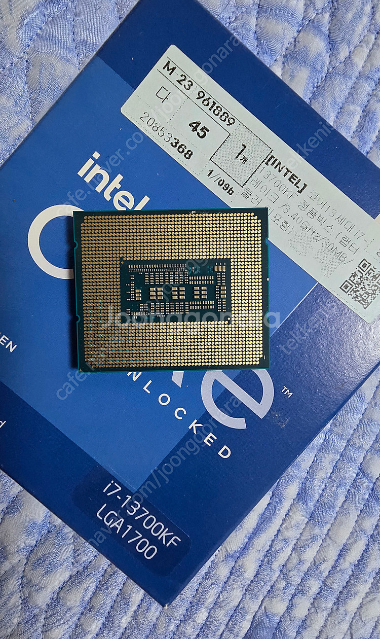 인텔 i7-13700KF 팝니다--0