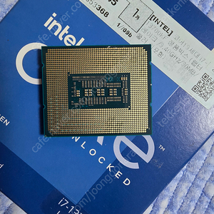 인텔 i7-13700KF 팝니다