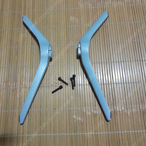 MONEX 50인치, 엑사비오 55인치TV용 받침대 각 14000원