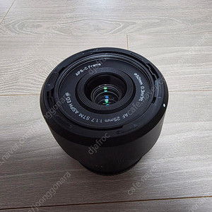 빌트록스 25mm F1.7 소니 E 마운트 Viltrox 렌즈 팝니다.