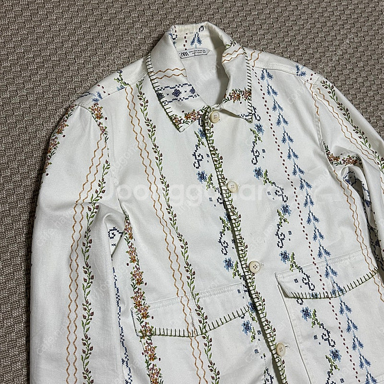 (M) Zara 자라 플라워 자켓--1