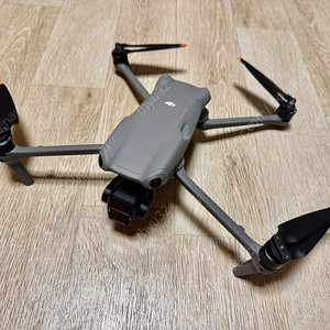 DJI 에어3 (RC2) 플라이모어 콤보 세트 / S급