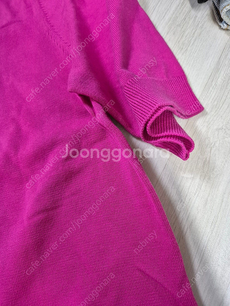 정품 COS 니트 반팔--2