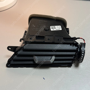 BMW G30 5시리즈 우측(조수석) 송풍구 64229329585