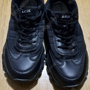 ARUK 에이룩 경량 운동화 EU44(280) 1만원