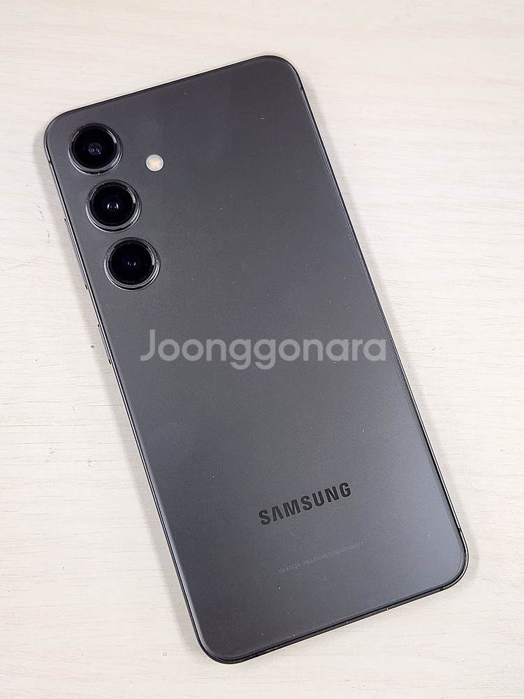 갤럭시S24 오닉스블랙 256용량 미파손 무잔상 깨끗한 단말기 초A급 50만 판매해요--2