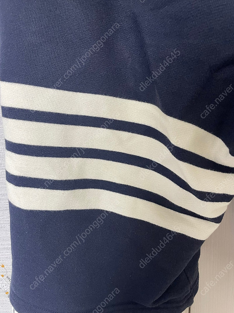 [3] 톰브라운 네이비 사선완장 반바지 이미지