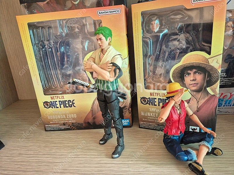 shf 넷플릭스 원피스 조로 & 루피 일괄 판매합니다--0