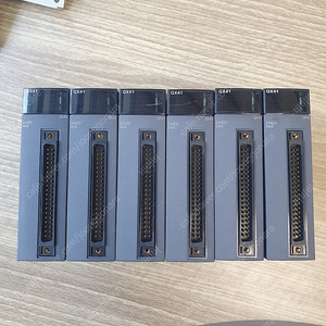 미쓰비시 PLC QX41, QX42, QY41P, QX10 판매