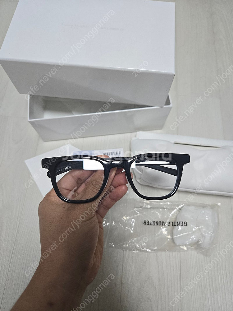 젠틀몬스터x마르지엘라 mm010 블랙 안경--0