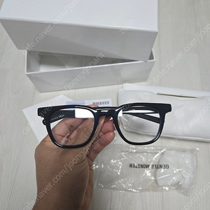 젠틀몬스터x마르지엘라 mm010 블랙 안경