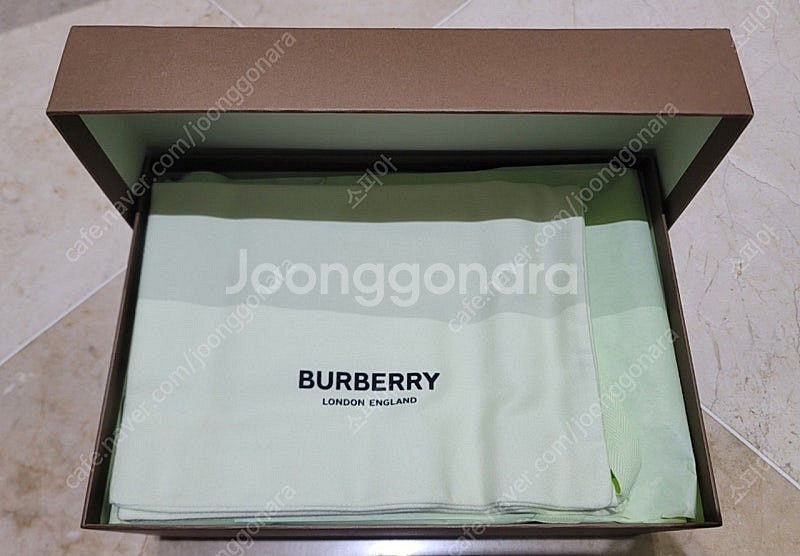 버버리 키즈 샌들 35 Size (새상품)--2