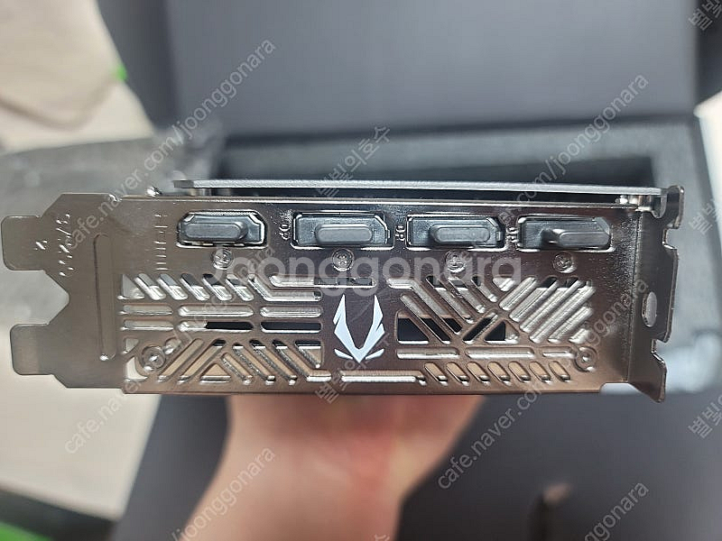 조택 RTX5070 12G 판매합니다.--2
