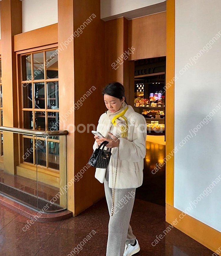 프루오리지널 호리젠탈 하프 자켓 5단펄베이지 쎄모먼 f...--2