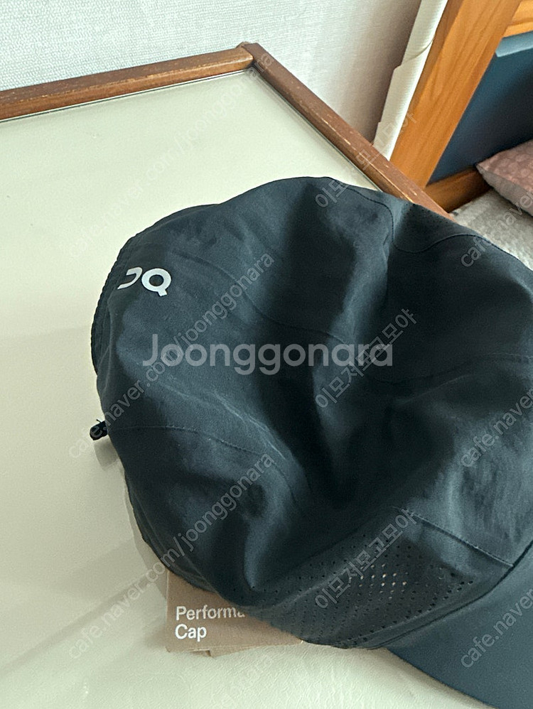 온러닝 퍼포먼스 캡 블랙--1