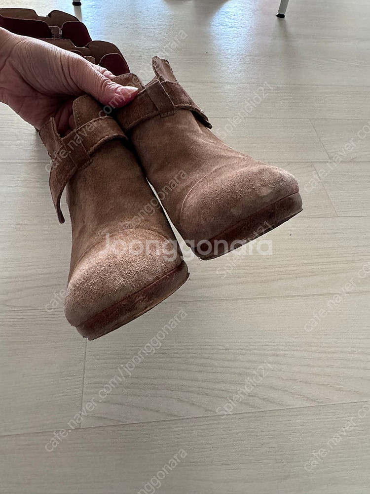 랙앤본 스웨이드 앵글부츠 35(220)--3