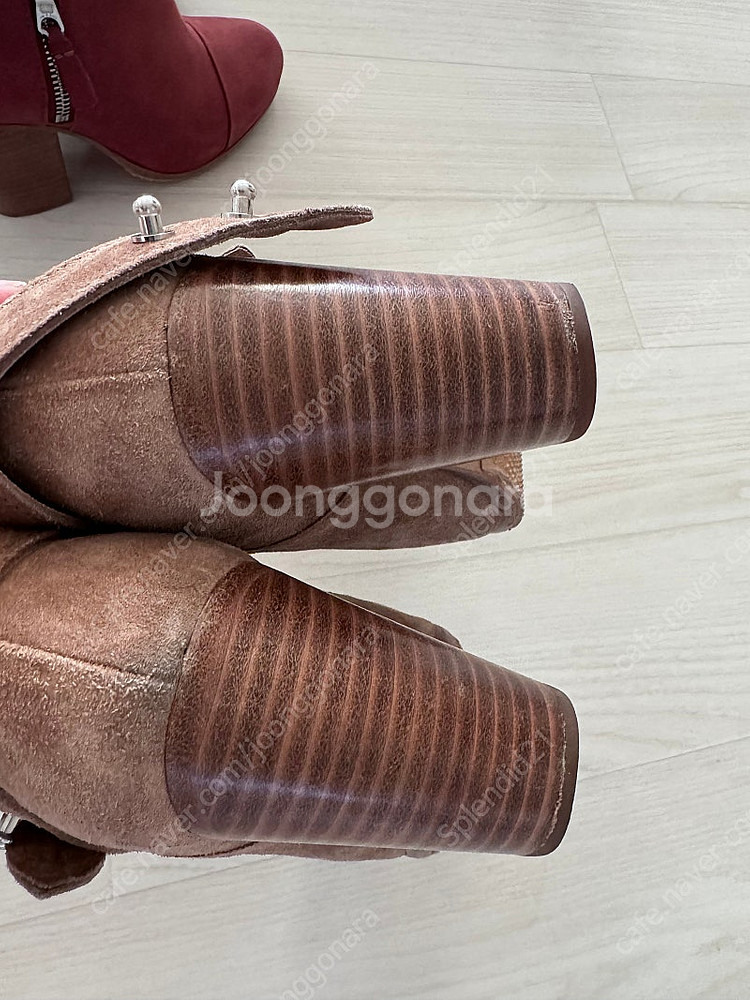 랙앤본 스웨이드 앵글부츠 35(220)--5