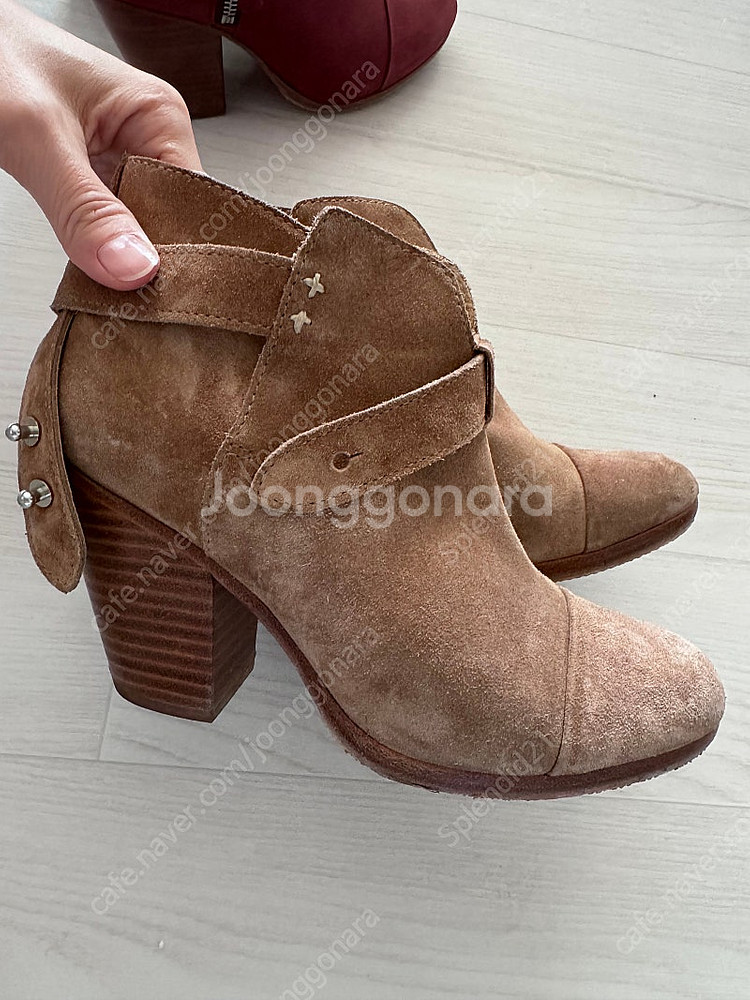 랙앤본 스웨이드 앵글부츠 35(220)--6