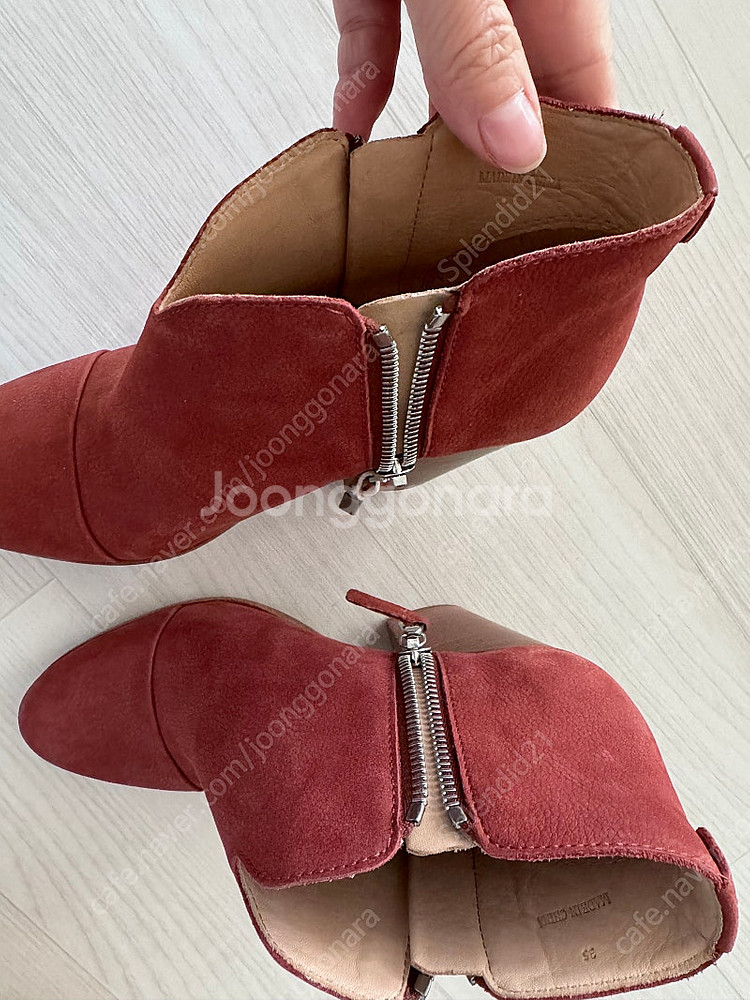 랙앤본 스웨이드 앵글부츠 35(220)--9