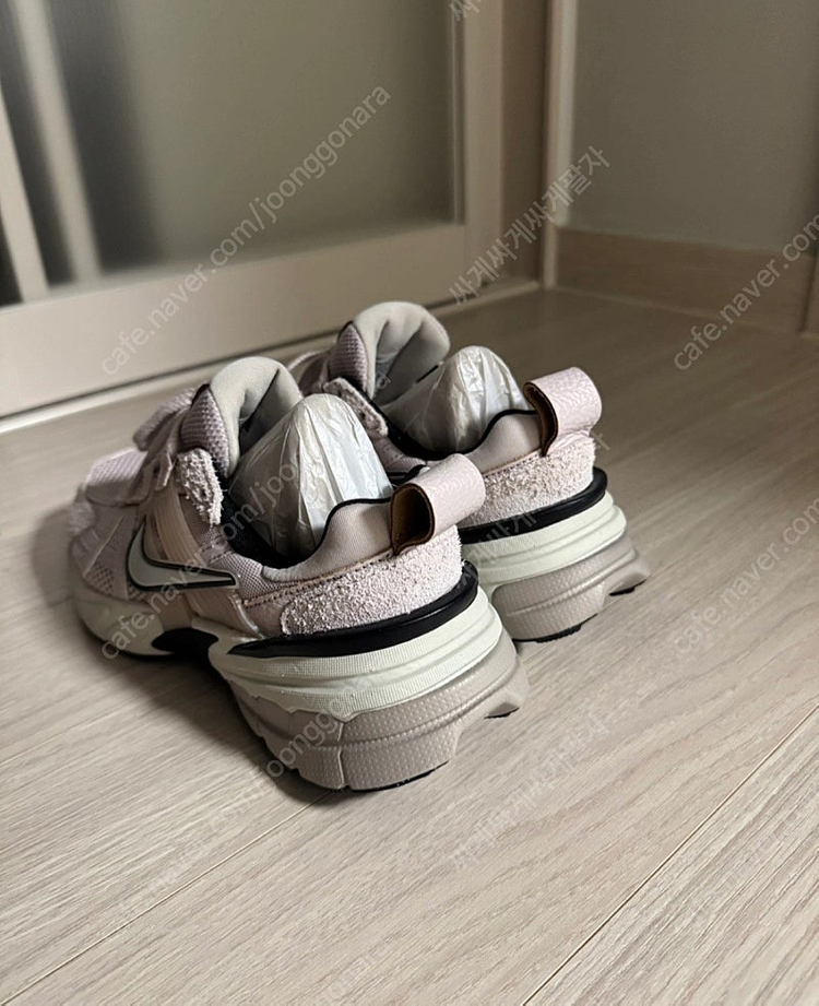 나이키 V2K 우먼 240--1