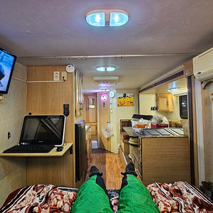 미국식 기함급 2축 전동확장식 코치웍스 18TBS 캠핑 카라반 트레일러