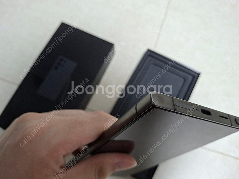 갤럭시s24 울트라 256기가 팝니다--1