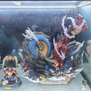 잭스두 루피vs카이도우 , 잭스두 도플라밍고 판매합니다. 둘다vip버전입니다.