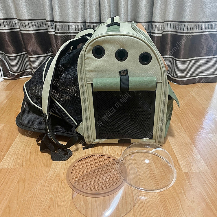 (확장형) 강아지 고양이 반려동물 백팩 배낭 우주선 이동가방 숨숨집 캐리어 이미지