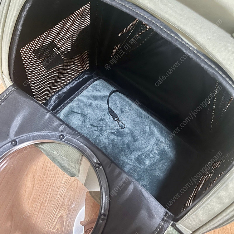 (확장형) 강아지 고양이 반려동물 백팩 배낭 우주선 이동가방 숨숨집 캐리어 이미지