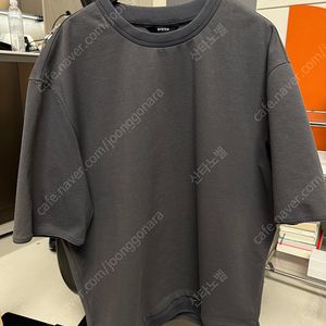 시스템옴므 회색 반팔 티셔츠 100