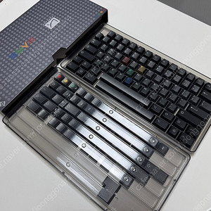 피팬 레트로 다크 나이트 pbtfans retro dark light 반투명 팝니다