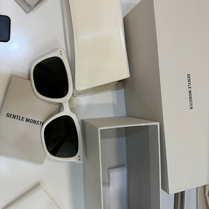 젠틀몬스터 선글라스 노마