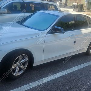 2013년 10월 75.700km 주행 BMW 3시리즈(F30) 320i 차량을 판매합니다.