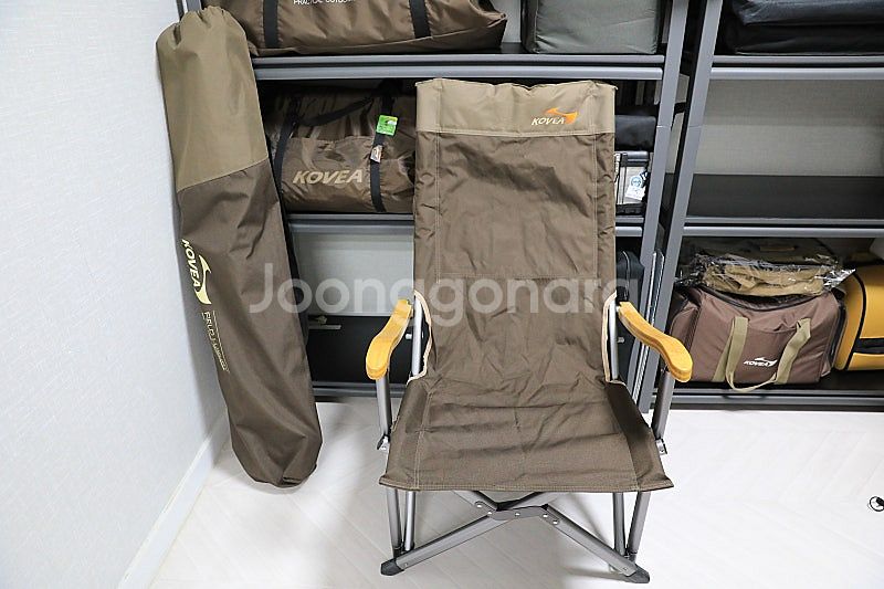 코베아 필드 럭셔리 블랙 캠핑의자 2개 팝니다--1