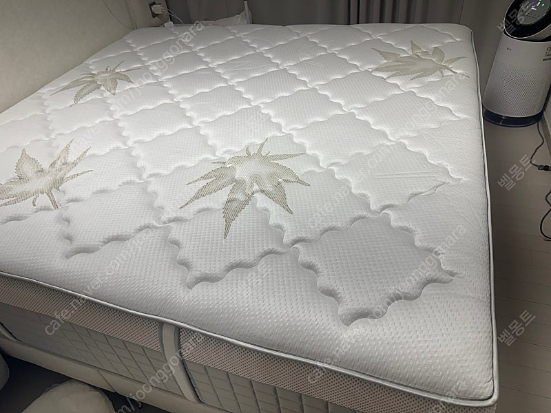 [1개월 사용] MLILY 엠프로브 3.0 이스턴킹 매트리스 (서울/경기 운송비포함) 이미지