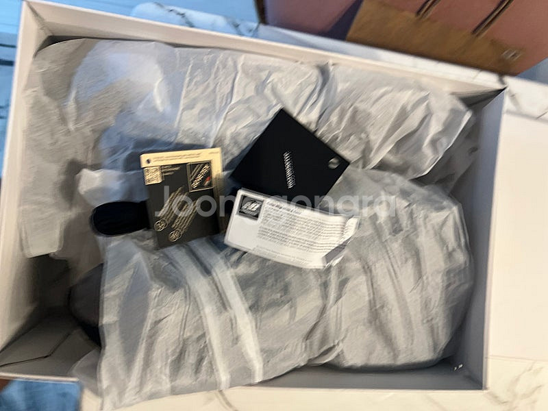 뉴발란스 x JJJJound 2002R 고어텍스 275...--4