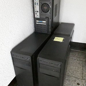 사무용 PC 컴퓨터 판매합니다. 총 5대, CPU i5 2400 / 램 16GB / 메인보드 H61 / 하드디스크 500GHB