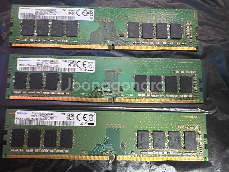 삼성 DDR4-2666 8gb *2 판매합니다.--0