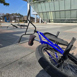 관리 잘된 bmx 풀커스텀 자전거 판매합니다