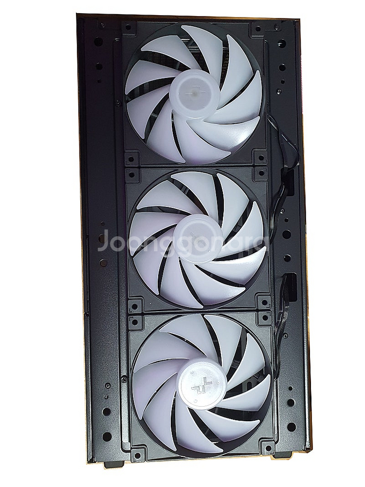 딥쿨CH560,다크플래쉬DF7100,커세어3000D에어플로우,ASUS TUF GT502,리안리O11D XL ROG,...--2