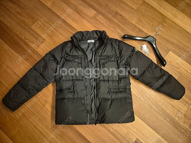 [L]스톤아일랜드 22FW 크링클랩스 패딩 블랙 백화점...--1