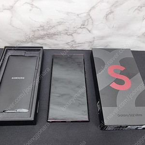 삼성 갤럭시 S22 울트라 256GB 버건디칼라 판매합니다.